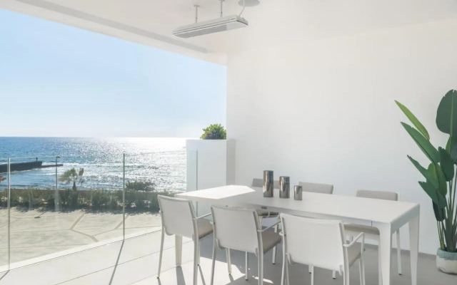 Infinity 1-7 LUXE SEA VIEW 2B