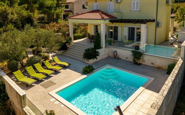 Villa Tatijana