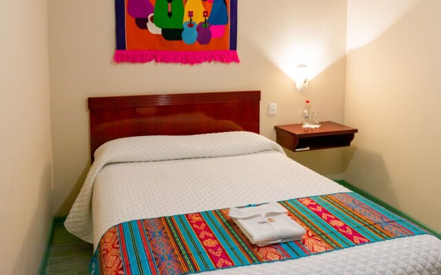 Hotel El Indio Inn