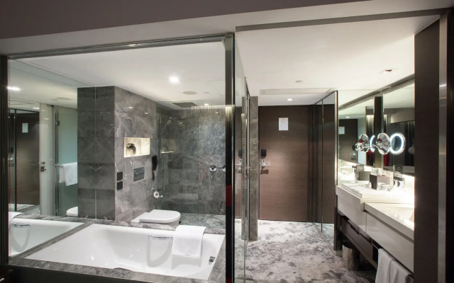 The Mira Hong Kong Hotel