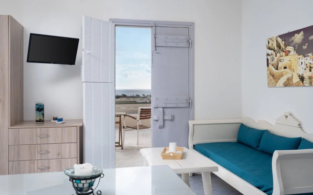 Kapeli Suites