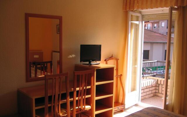 Hotel Fray Juan Gil