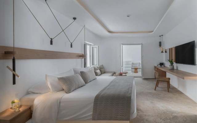 Santorini Kastelli Resort