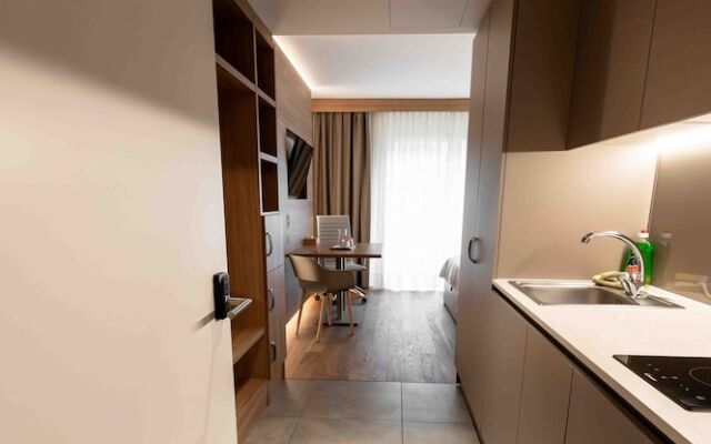 Los Lorentes Residences