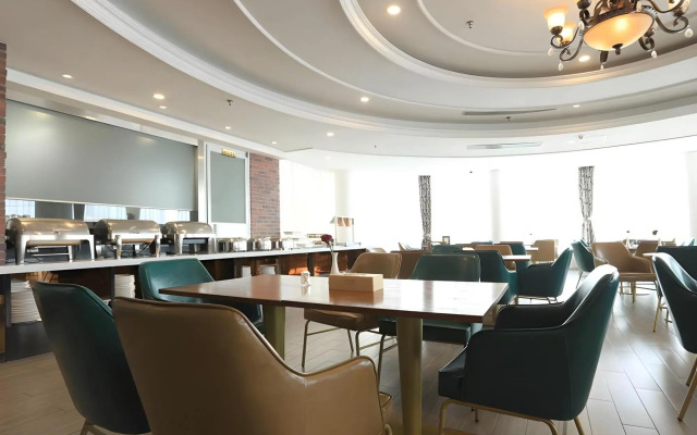James Joyce Coffetel (Shanghai Minhang Wujing Shida)