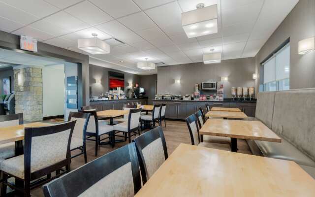 Best Western Plus Eastgate Inn & Suites