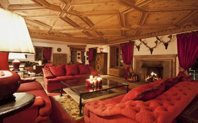 Top of the World Apartment