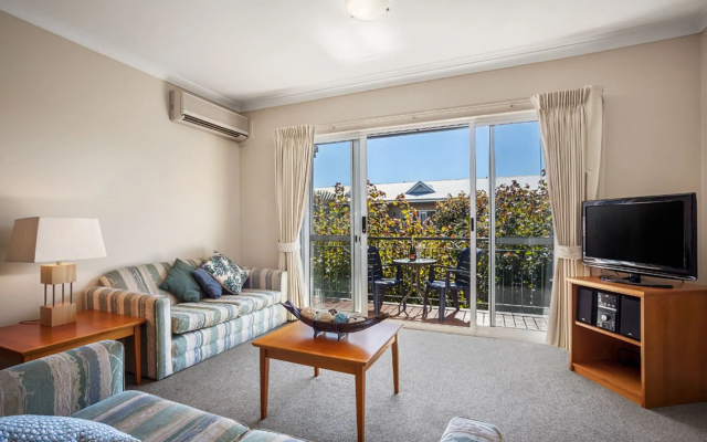C Mandurah