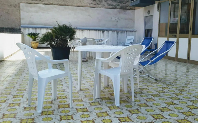 Una Terrazza nel Sole Appartamento di tre camere e terrazza