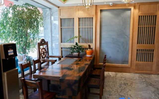 Wanyue Hotel (Yiwu Zhixin Branch)