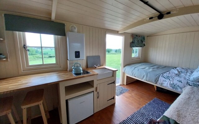The Musterer's Hut, Outdoor Bath & Valley View