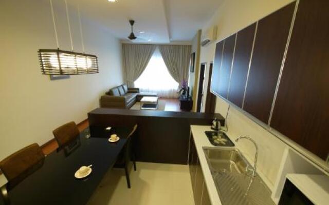 Hypermall Apartment
