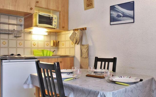 Appartement Risoul, 1 pièce, 4 personnes - FR-1-330-61