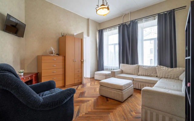 на Марата 66/22