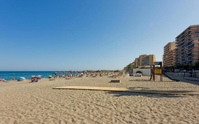 Relaxing Beach Apartment in Fuengirola AC&WIFI