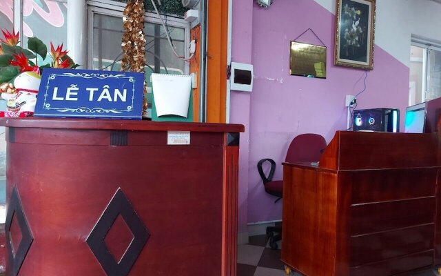Bach Diep Hotel