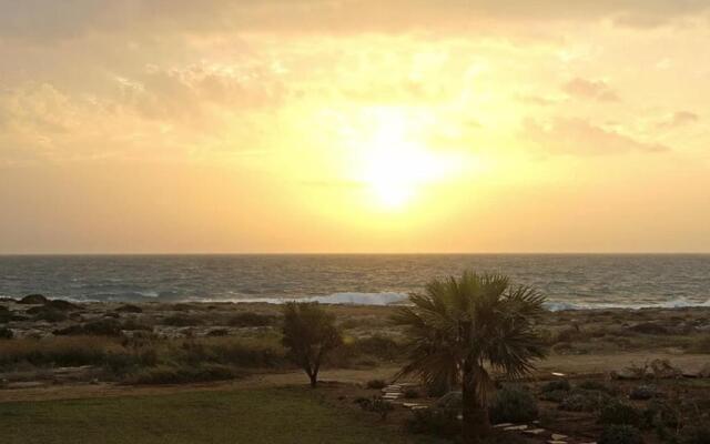 Luxury Bay View Villa 20 Right On Τhe Beach