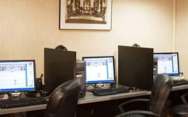 Rio Grande Plaza Hotel