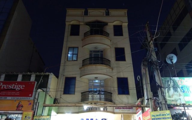 OYO 28750 Ramas Residency