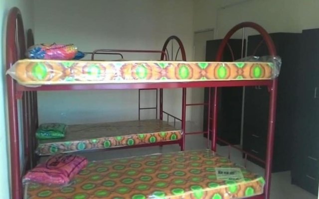 Dorm Melati Pak Abu - Hostel
