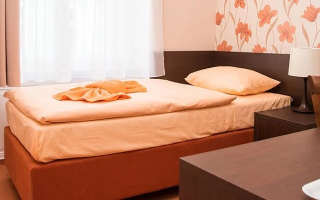 Domus Apartments