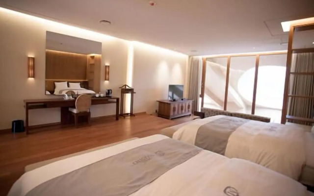 Hotel Maestro