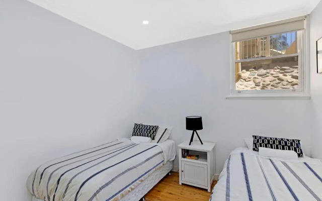Golden Sands 1 - Absolute Beachfront