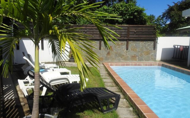 House with 2 Bedrooms in Le Robert, with Private Pool, Enclosed Garden And Wifi - 18 Km From the Beach