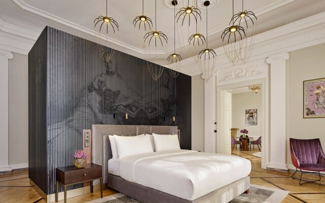 Hotel Verte, Warsaw, Autograph Collection