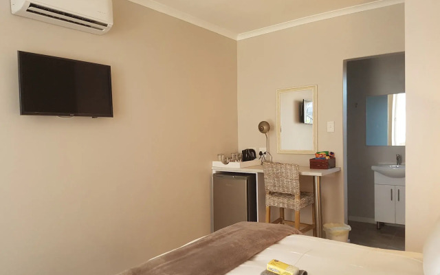 Melkbosch Guesthouse