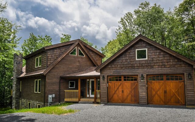 Mountain Crest Villa House