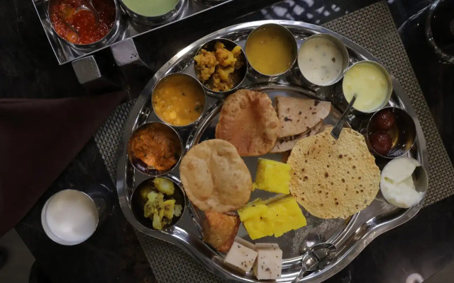 Seven Sky Clarks Exotica