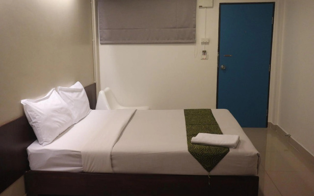 L42 Hostel