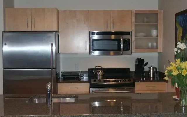 Charlesview Suites Beacon Hill