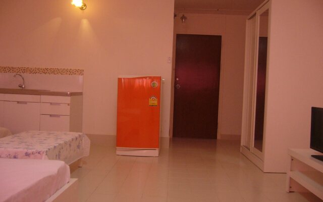 Chan Kim Don Mueang Airport Guest House