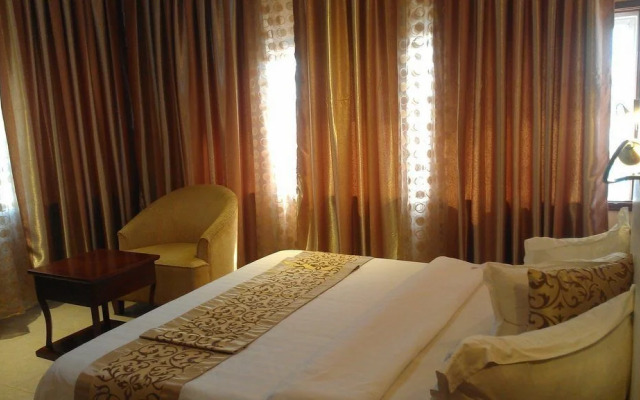 Sun Beach Hotel