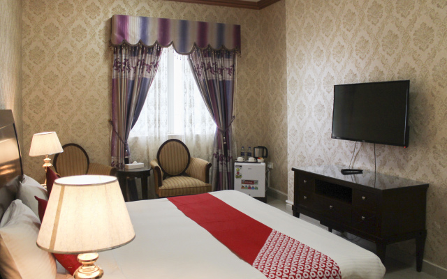 Clifton International Hotel