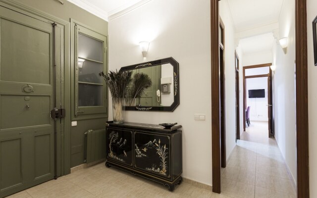 Ab Sagrada Familia Apartment