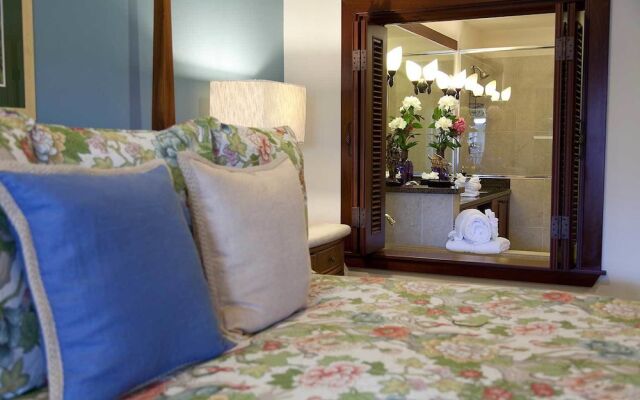 Hali'i Kai 19G by RedAwning