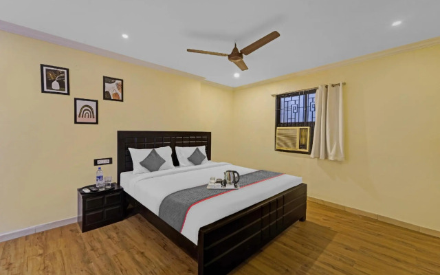 OYO Townhouse 1090 Fantasea Hotels