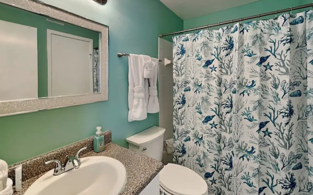 Palms at Cove View 1201 - Babe's Place