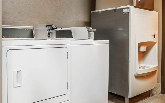 Comfort Inn Grove City - Columbus South