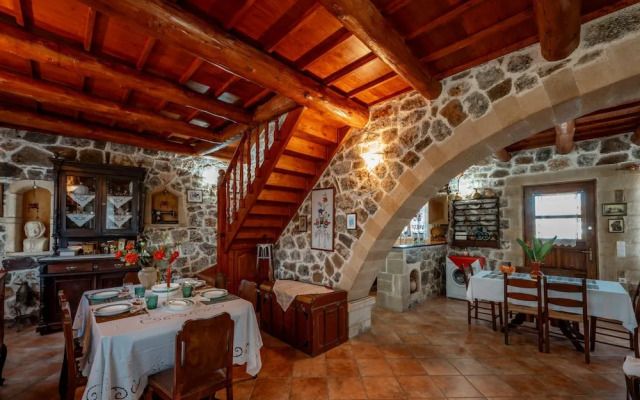 Maria s Serene Countryside Retreat by Chania