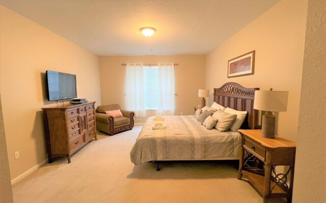 Universal Studio's Area Apt by CozyKey