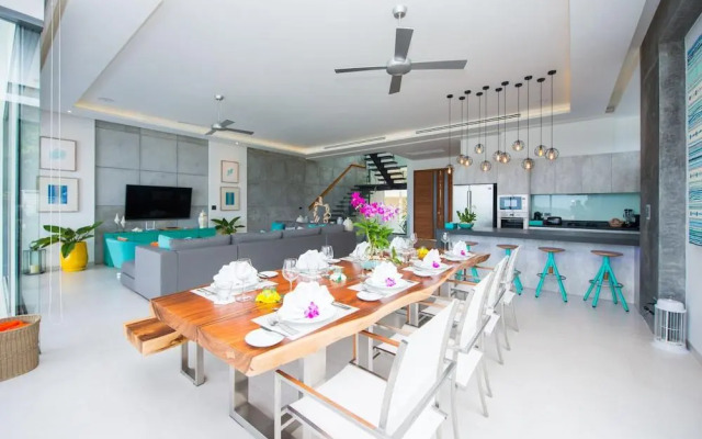 Luxury 5-Bedroom Villa With Games Room In Kata