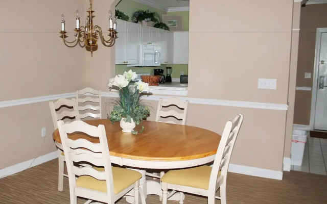 633 Cypress Bend