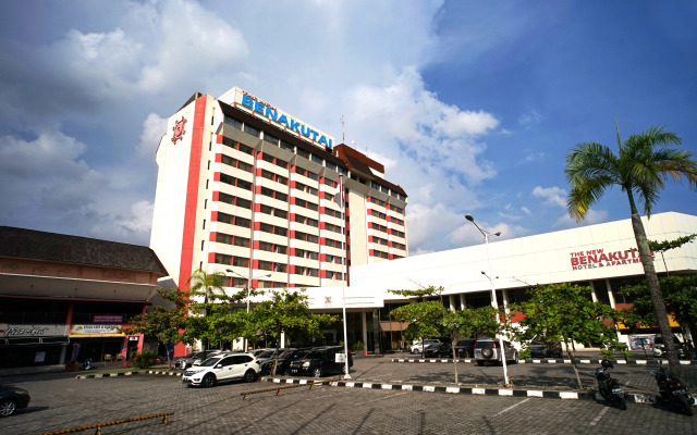 Benakutai Hotel and Apartemen