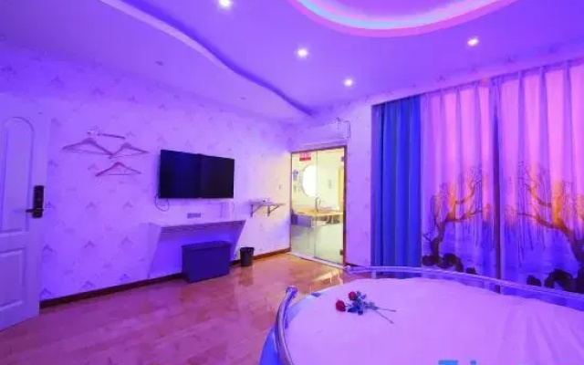 Xinglong Hostel
