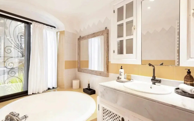 Holiday Home in Charming Decor