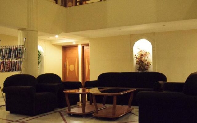 Hotel Valiant